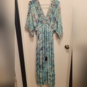 100% Vintage Silk Jeuvre Aqua Printed V-Neck Maxi Dress with Tassel Waist